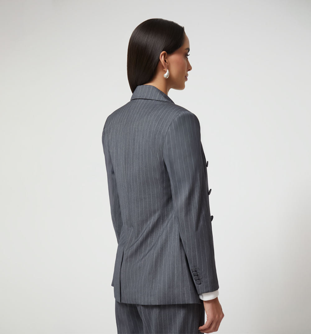 Blazer Seis Botones