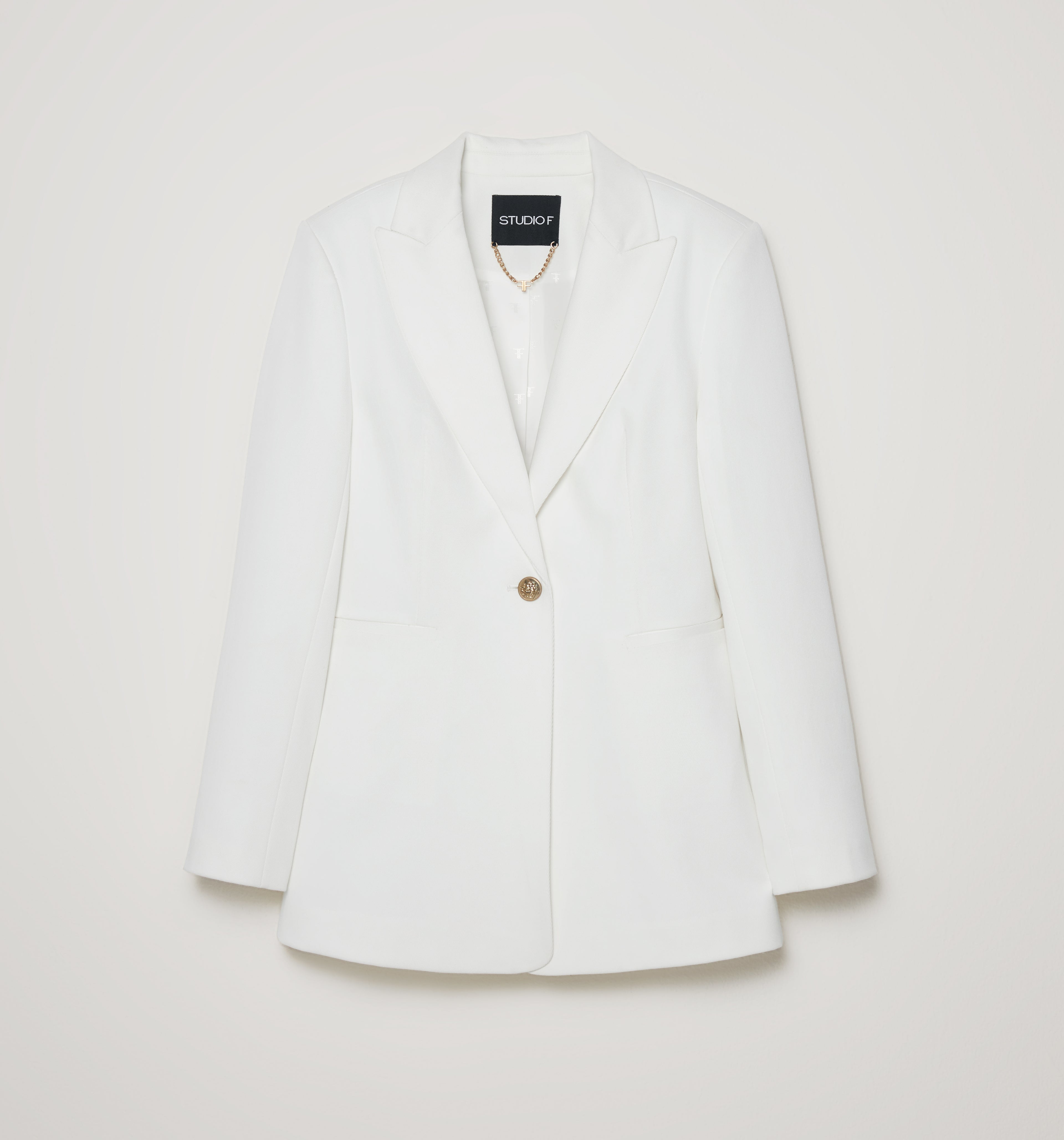 Blazer Entallado Con Hombrera
