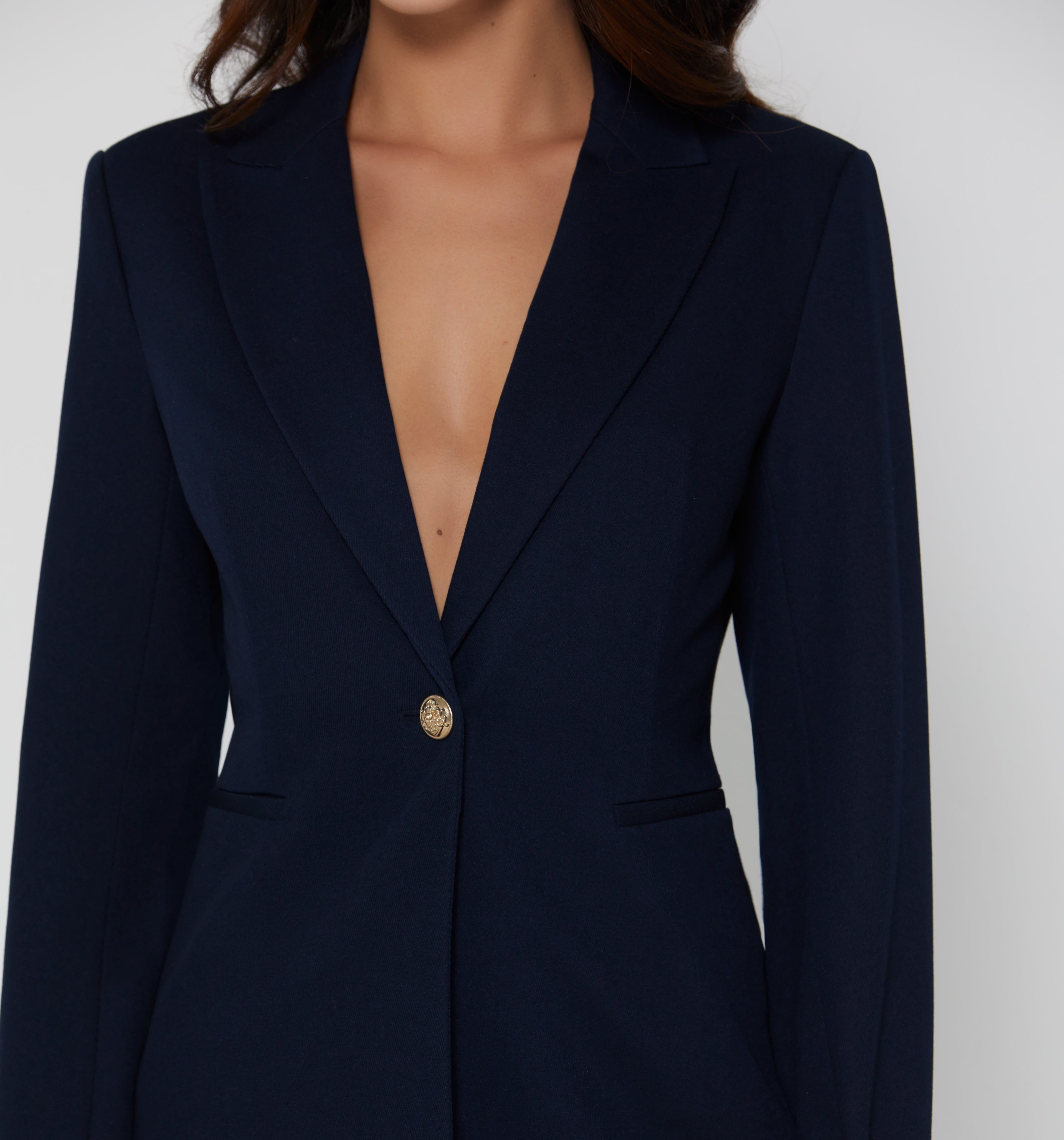 Blazer Entallado Con Hombrera