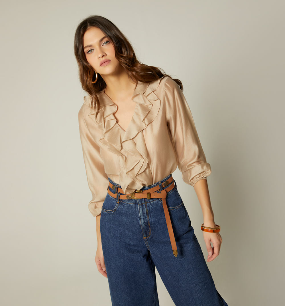 Blusa Manga Larga Gorguera En Escote