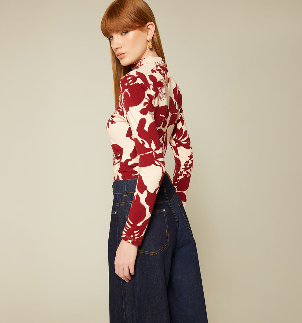 Blusa Manga Larga Cuello Alto
