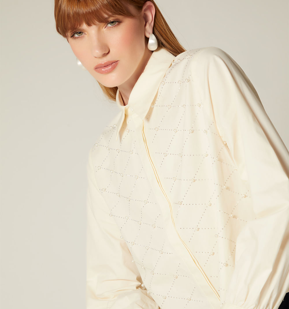Camisera  Con Detalles Perlas