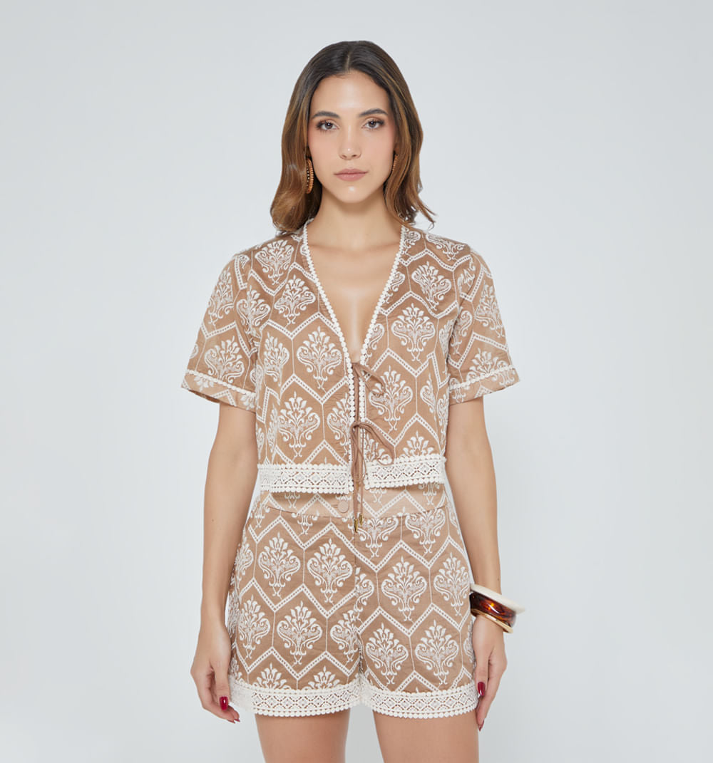 Blusa Manga Corta Con Encaje