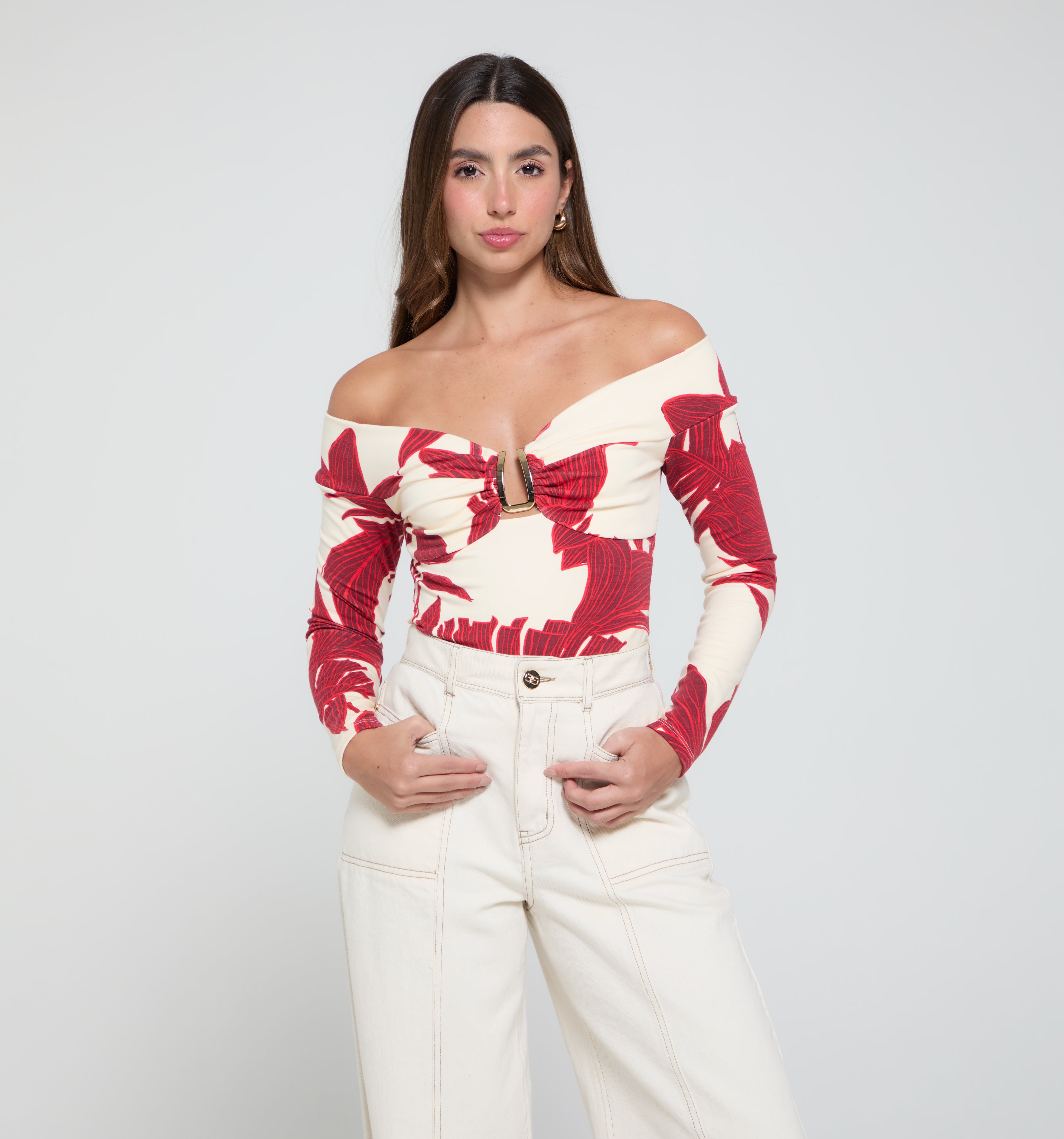 Blusa Escote Bandeja Con Insumo