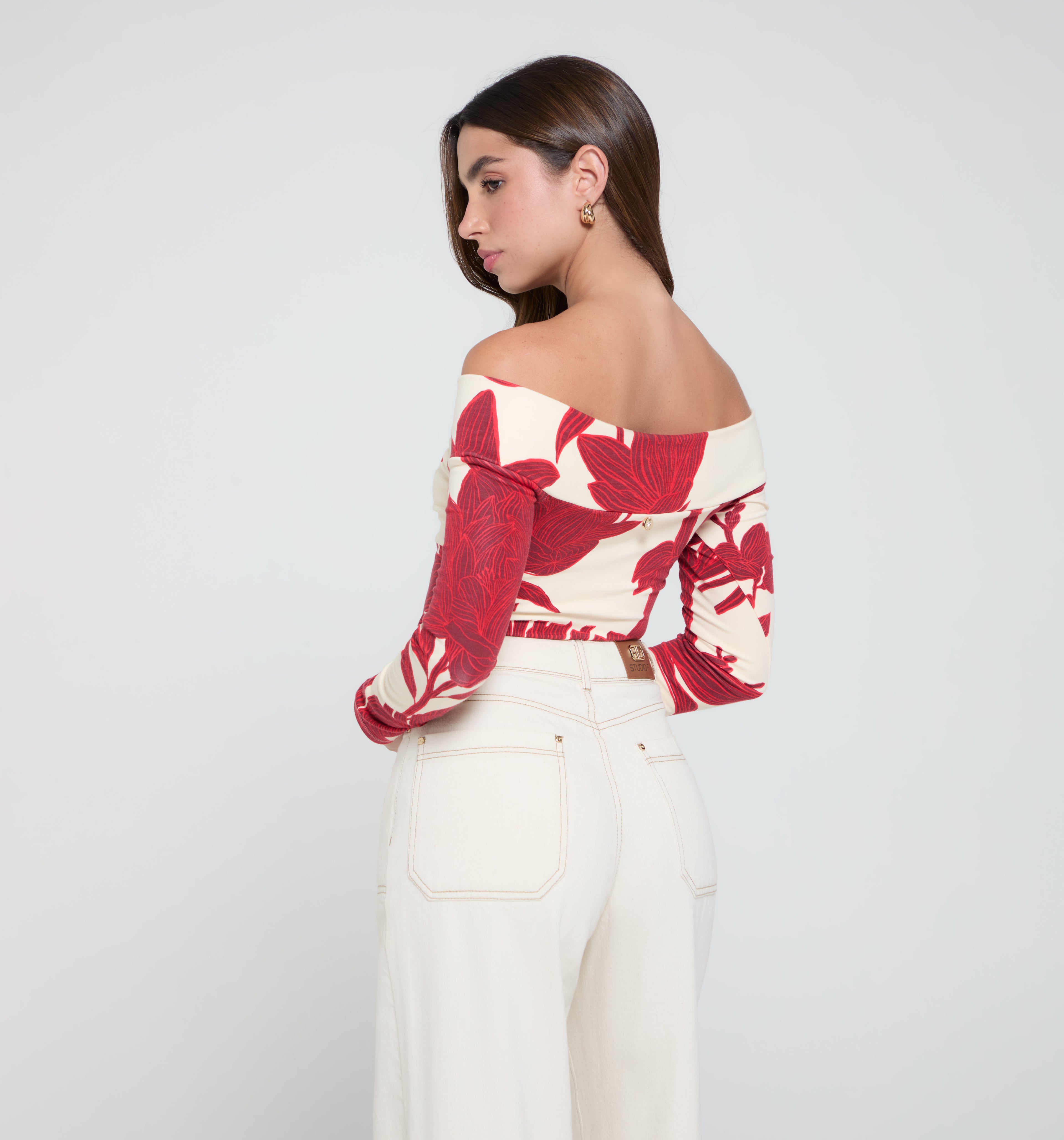 Blusa Escote Bandeja Con Insumo