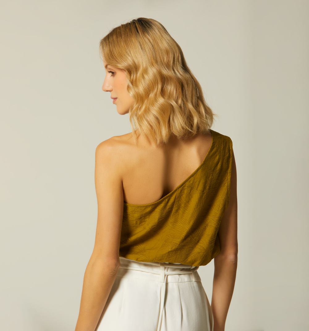 Blusa Solo Hombro Con Insumo
