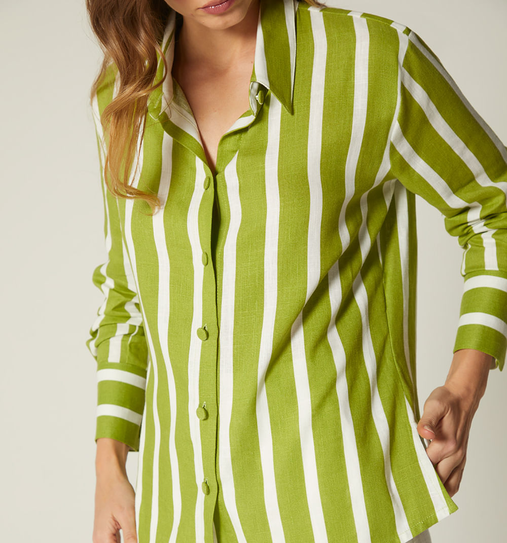 Blusa Camisera Con Aberturas Al Costado