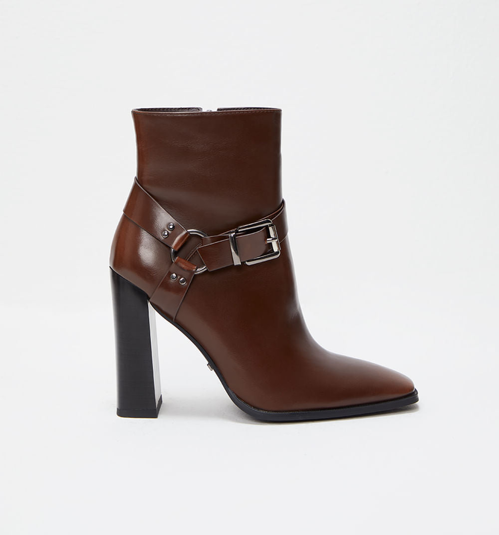 Botin Con Hebillas