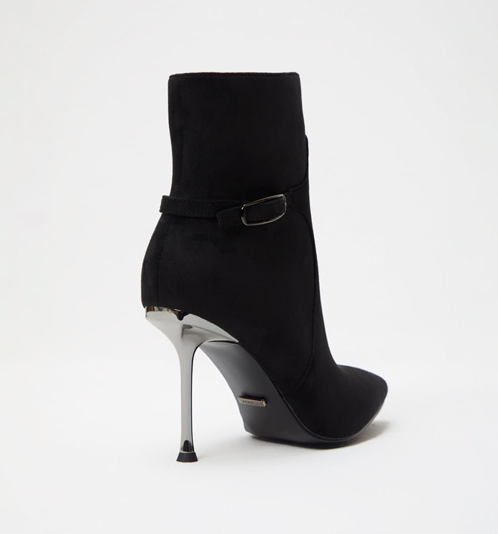 Botin Con Herraje Decorativo S085021