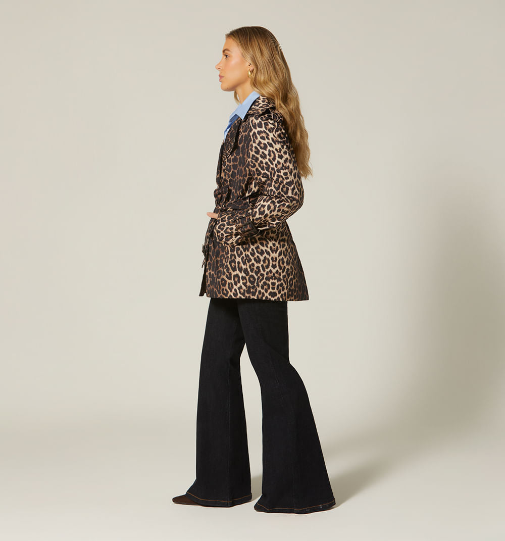 Trench Corto Impermeable Leopardo