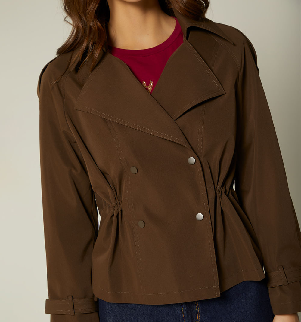 Trench Corto Con Cintura Enresortada