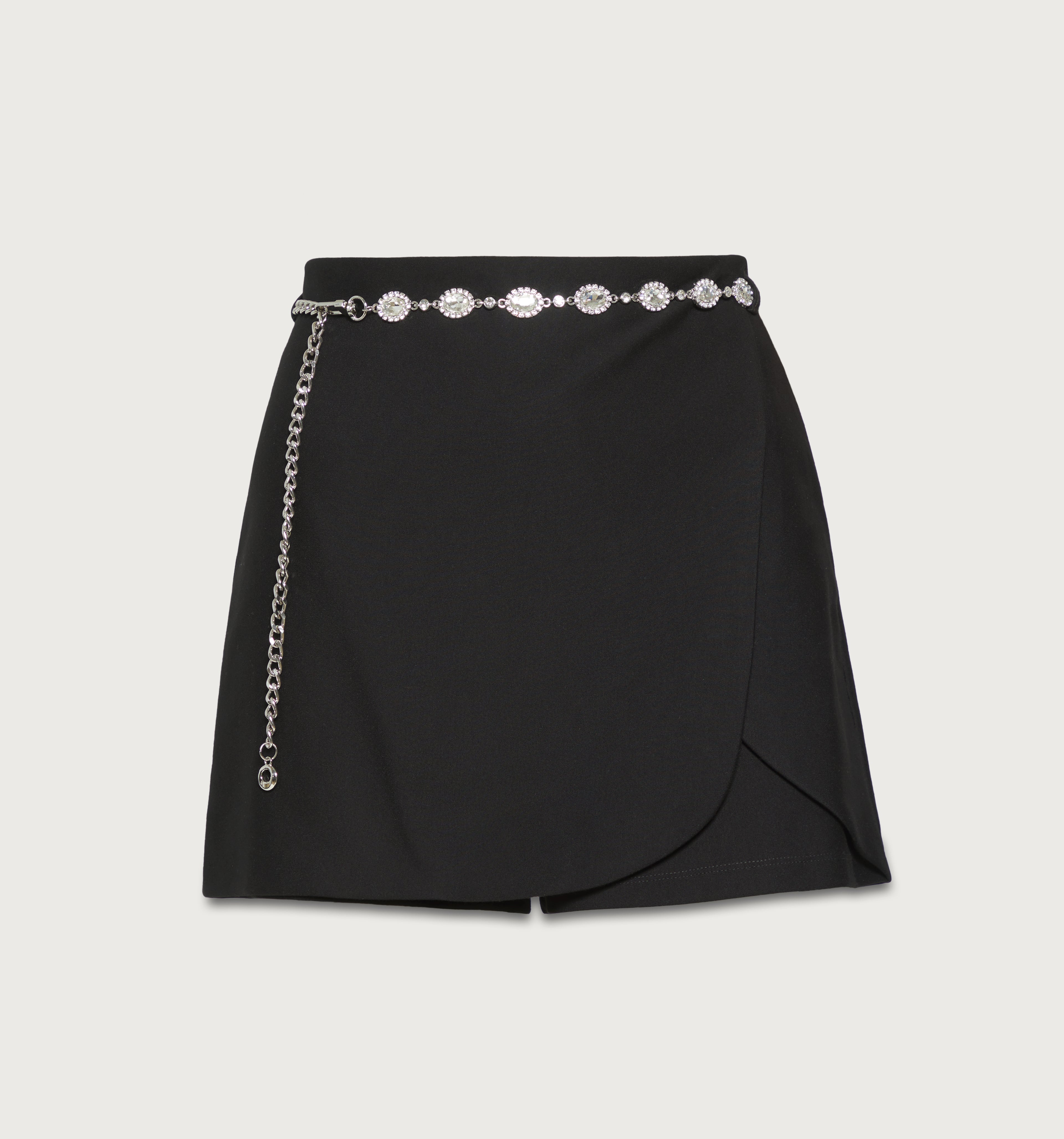 Falda Short Corta Con Cadena