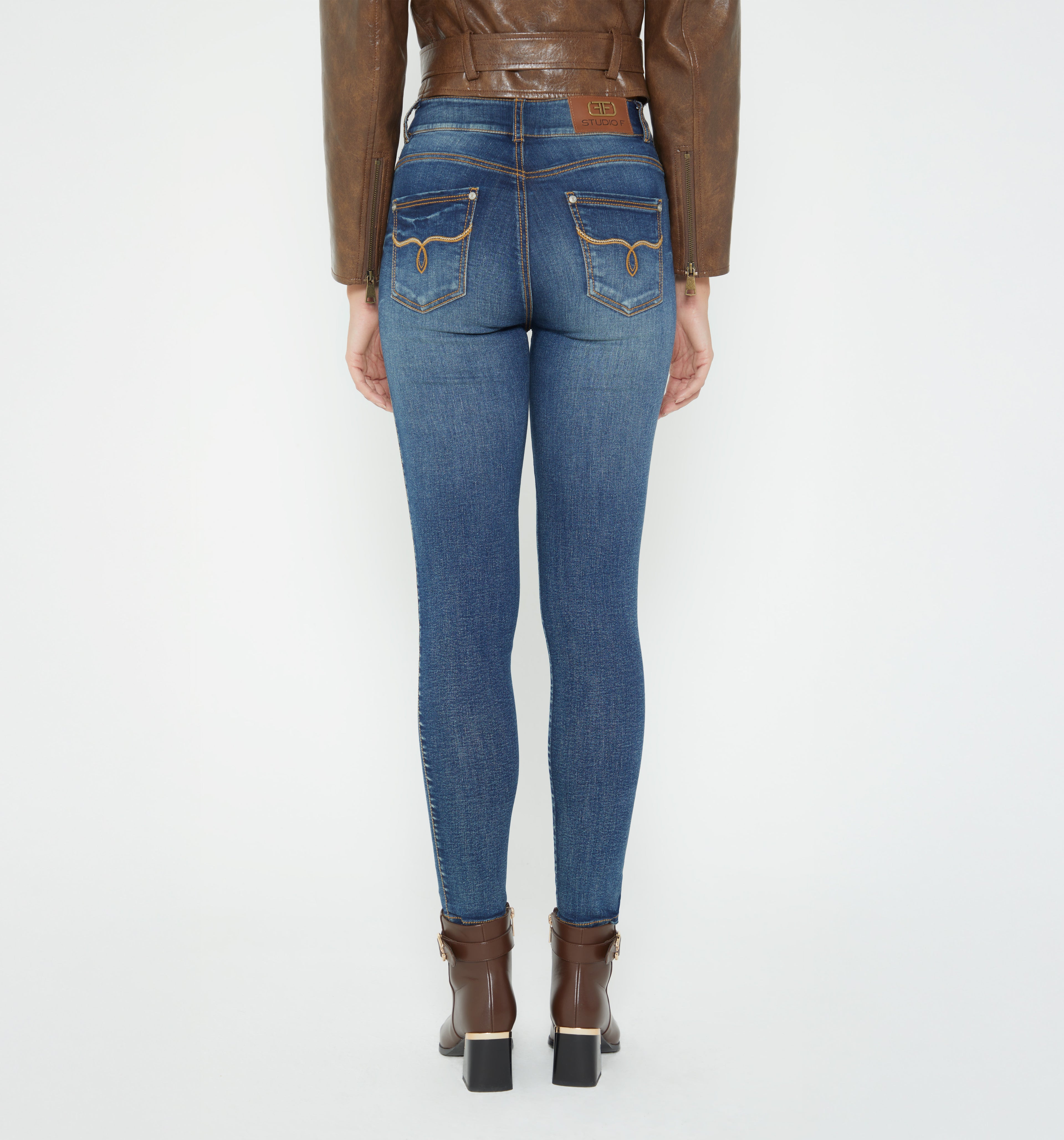 Jean Skinny Tiro Alto Bolsillos Bordados