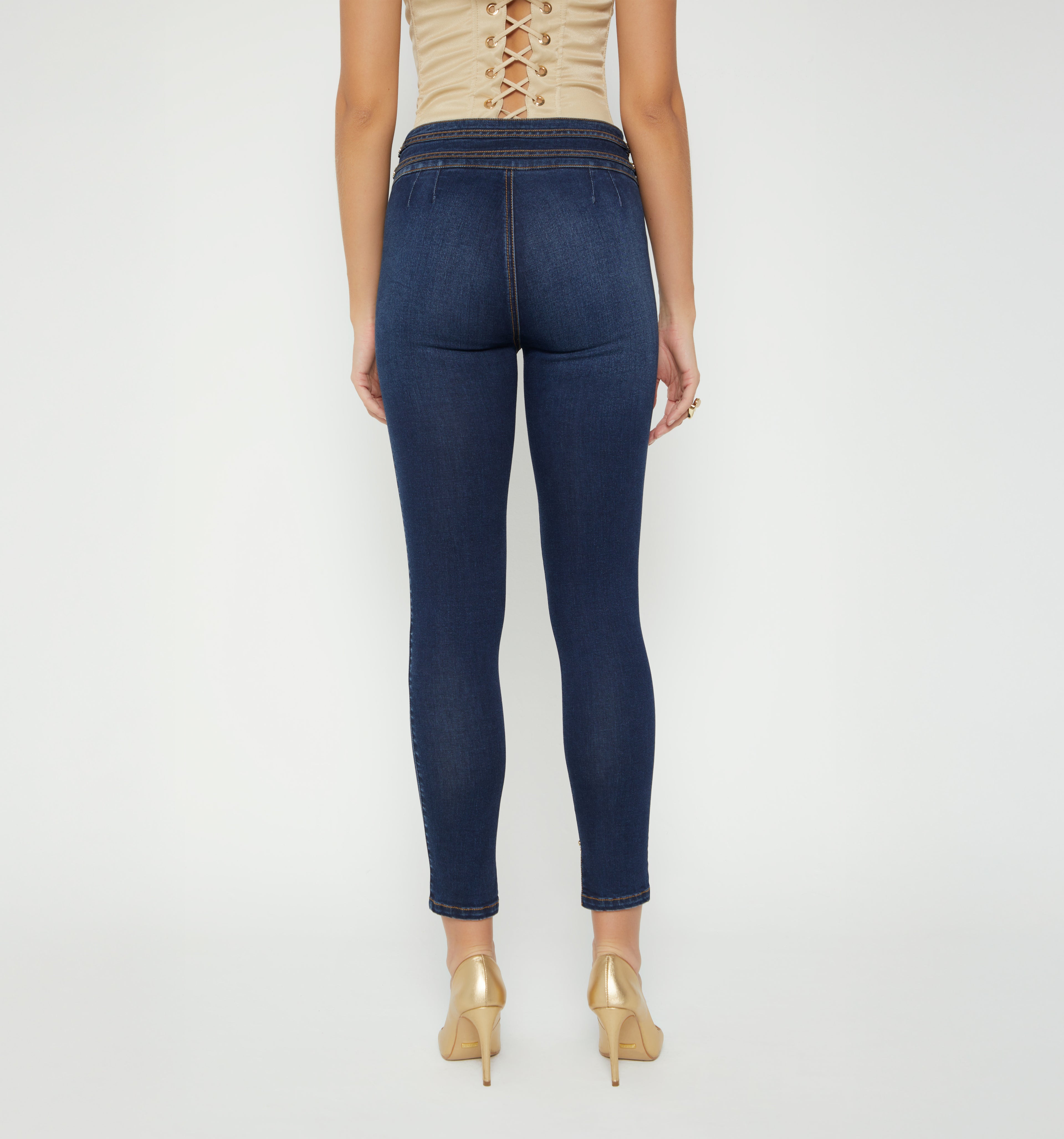 Jean Ultraslim Alto Levanta Cola Herraje