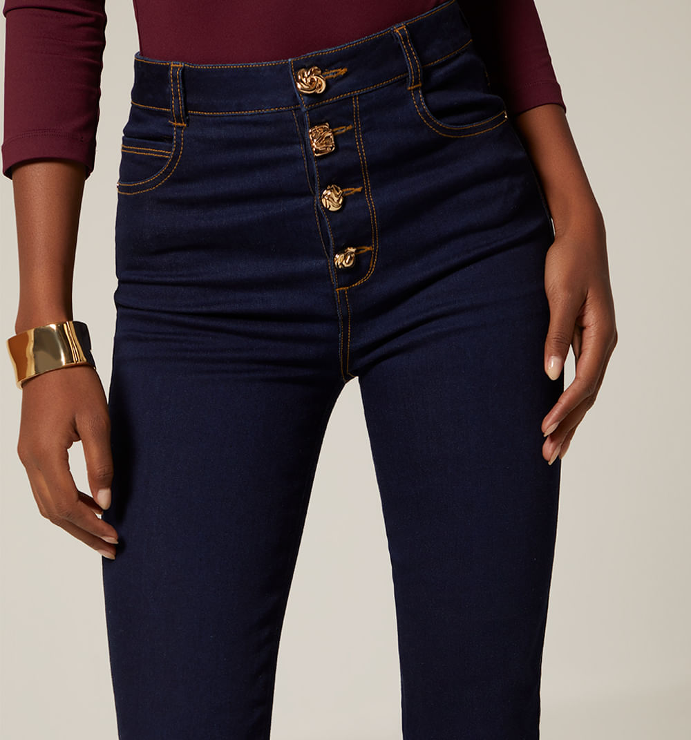 Jean Ultraslim Tiro Super Alto Botones