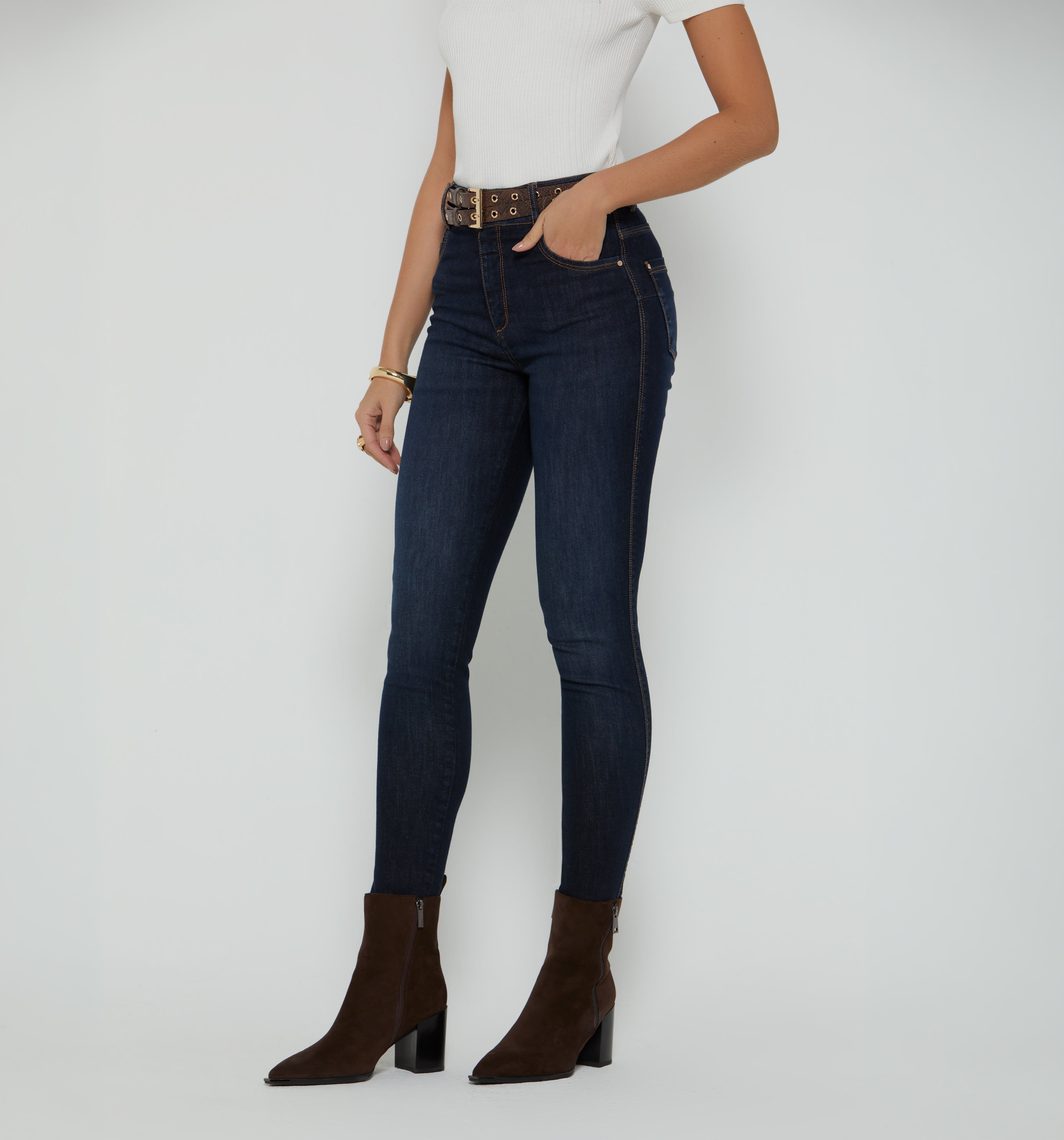 Jean Skinny Alto 5 Bolsillos Correa