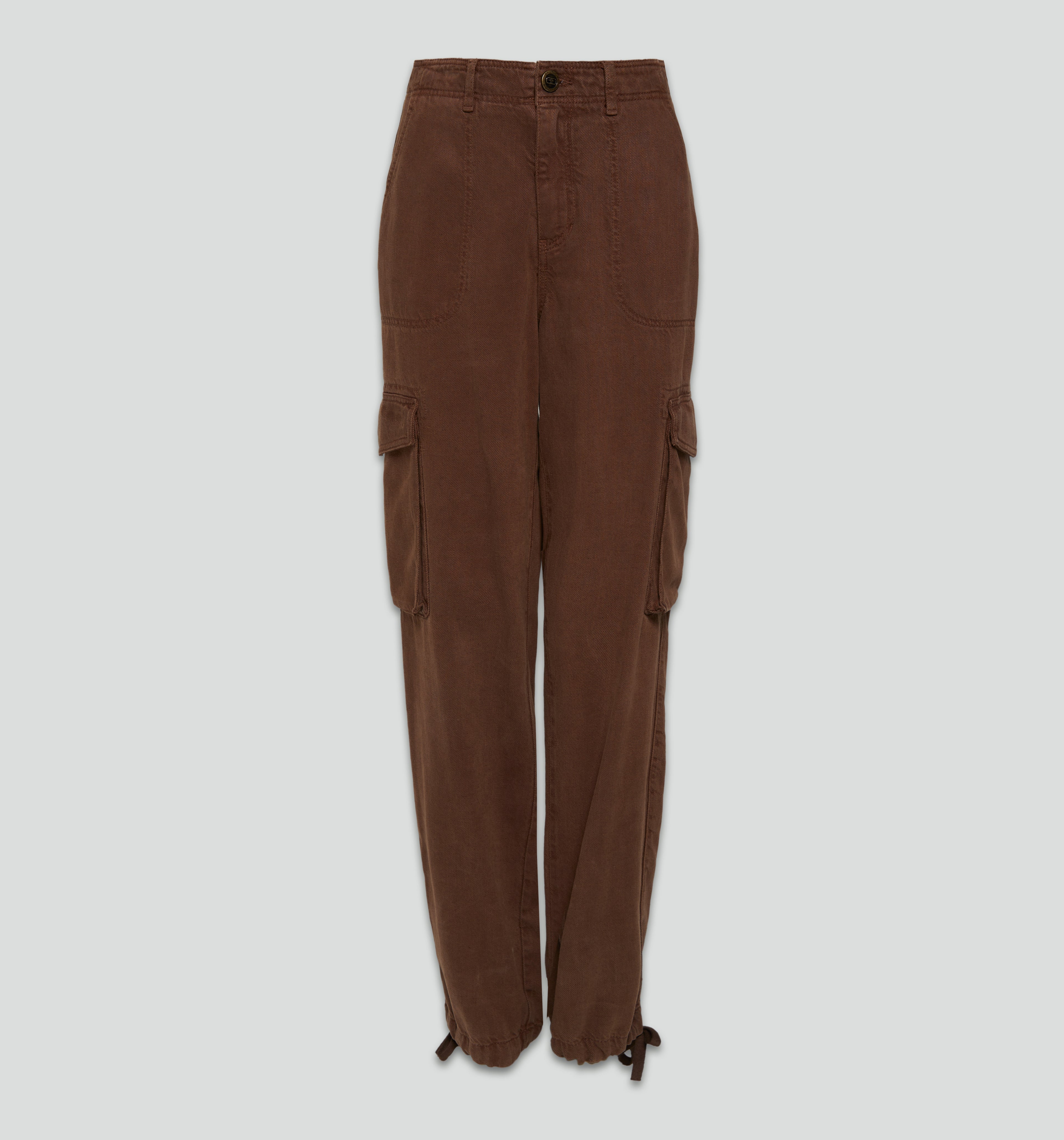 Jogger Tiro Alto Bolsillos Con Tapas