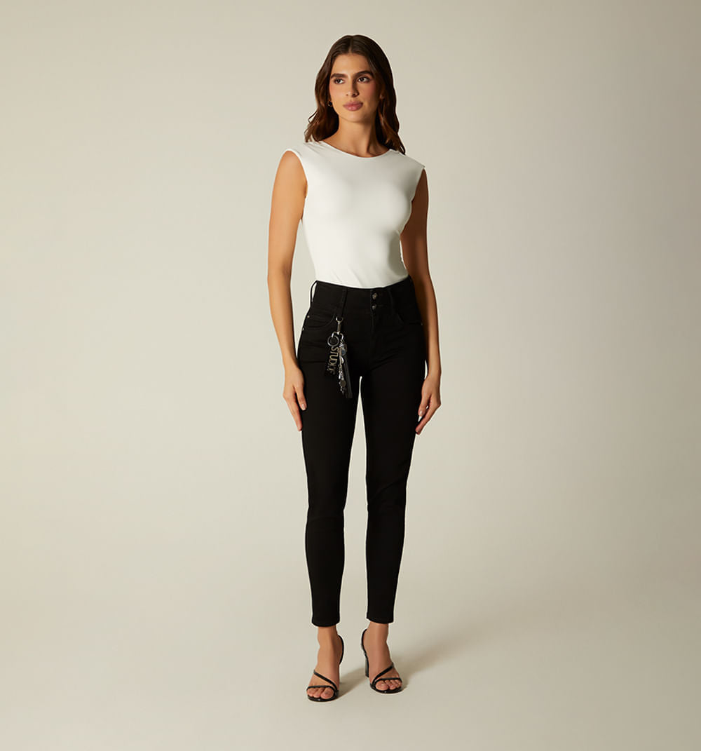 Jean Ultraslim Tiro Super Alto Con Borla