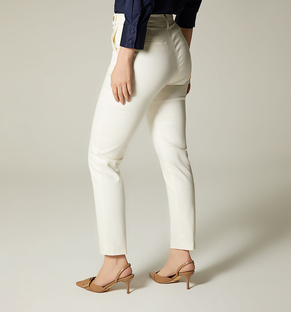 Pantalon Tiro Alto Detalle En Pretina