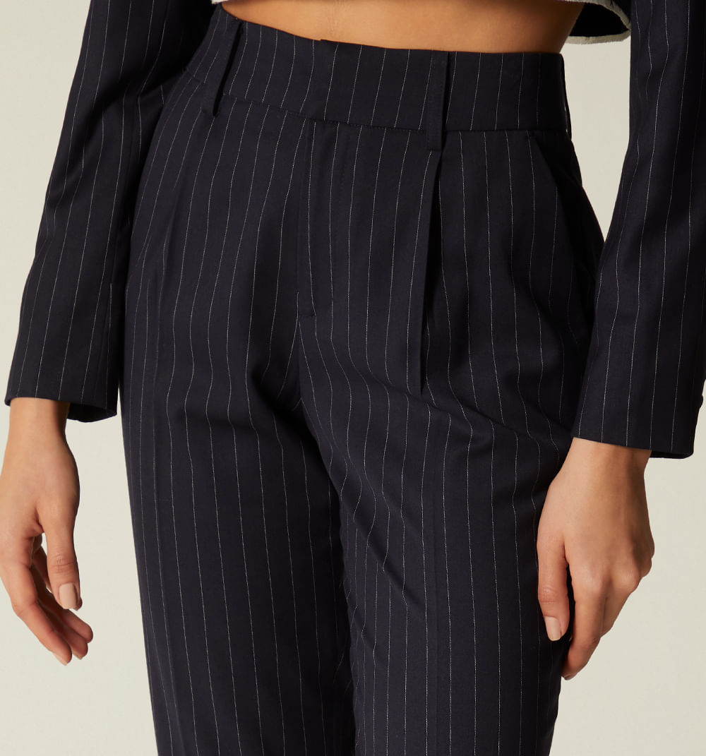 Pantalon  Con  Contraste  En Pretina