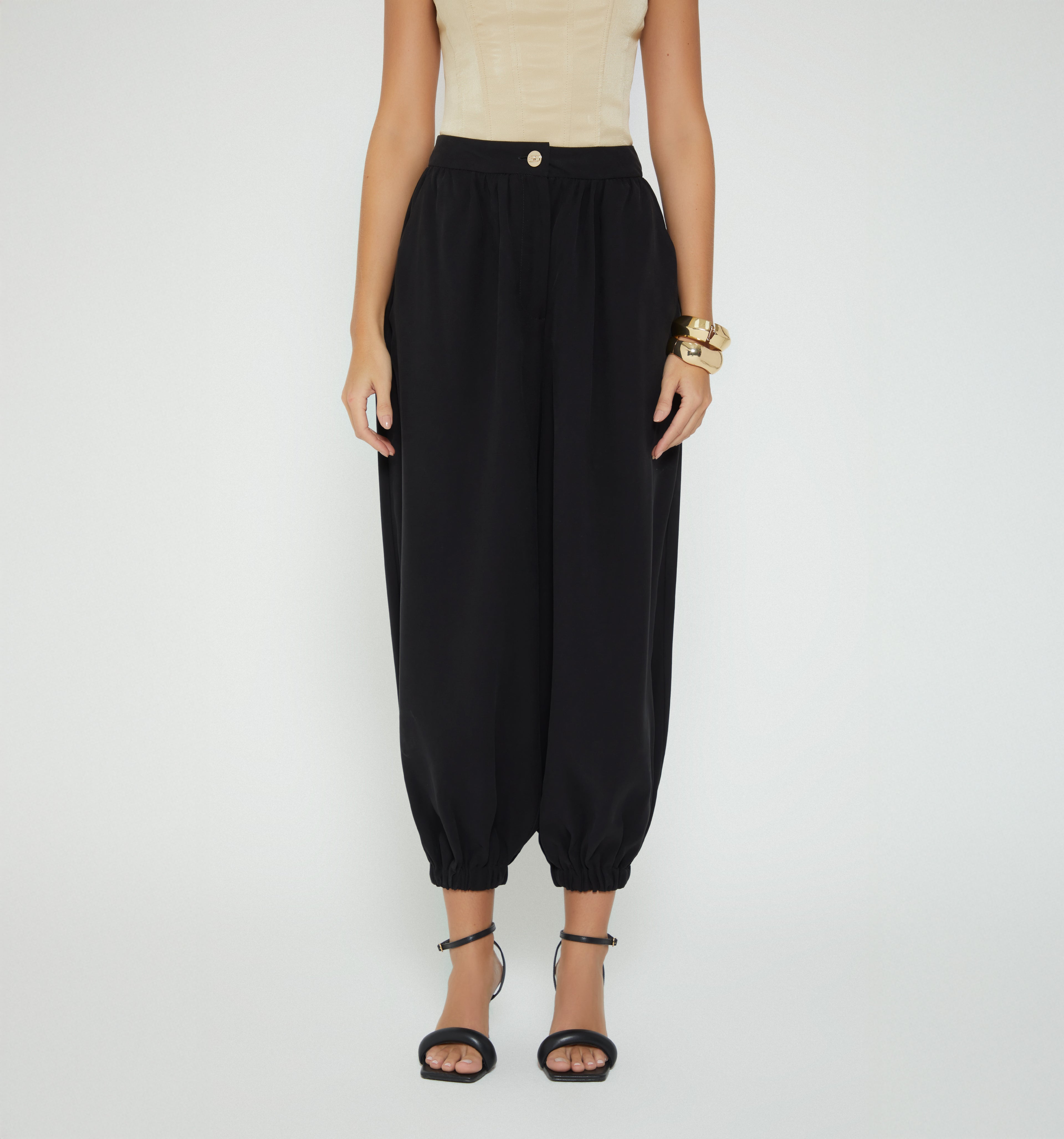 Pantalón Tipo Barrel