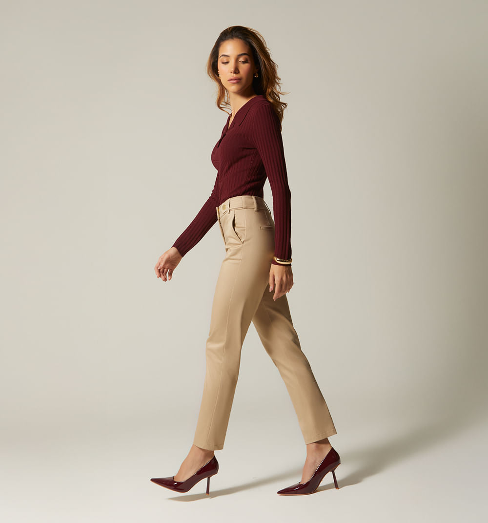 Pantalon Tiro Alto Detalle En Pretina
