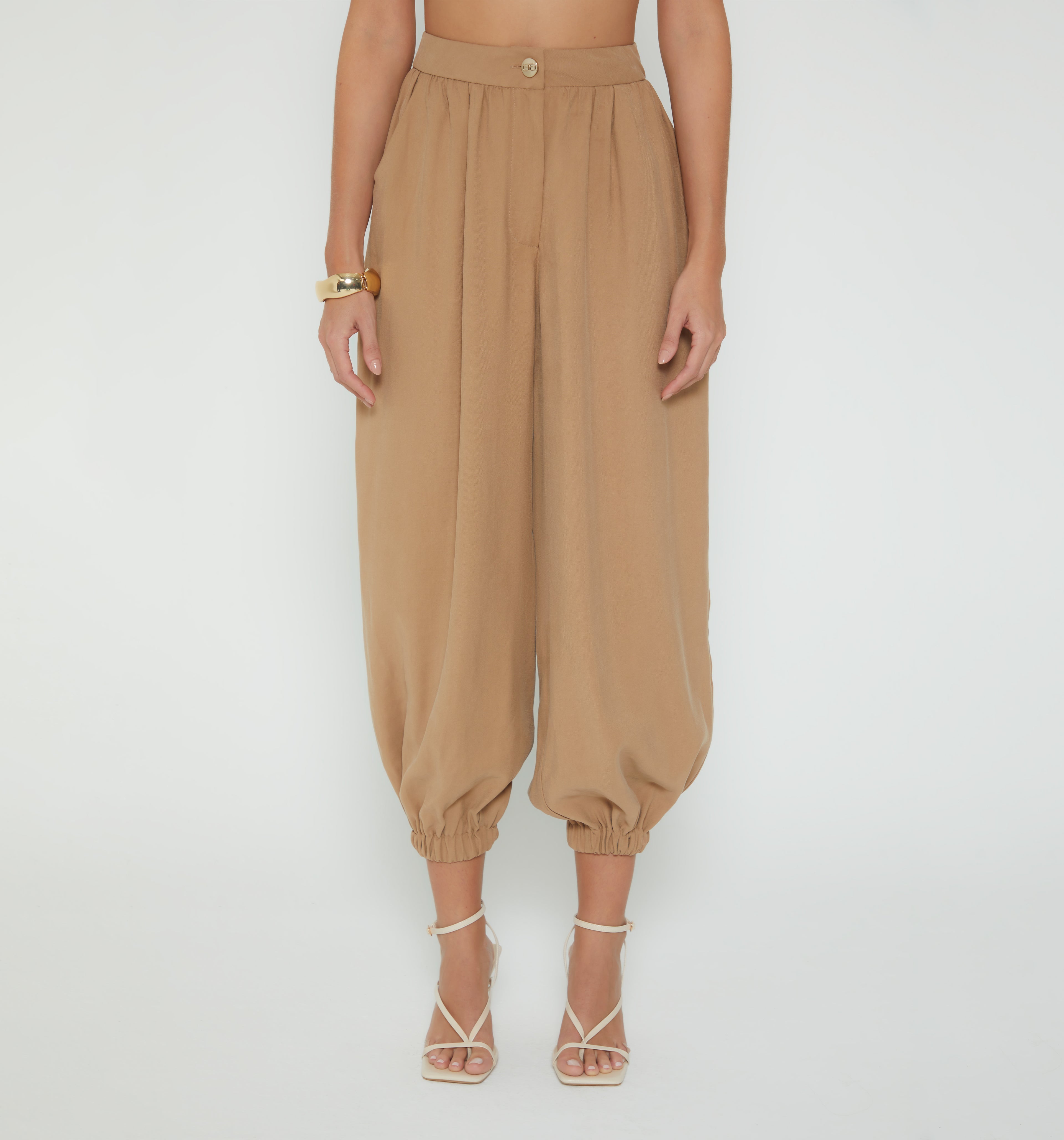 Pantalón Tipo Barrel