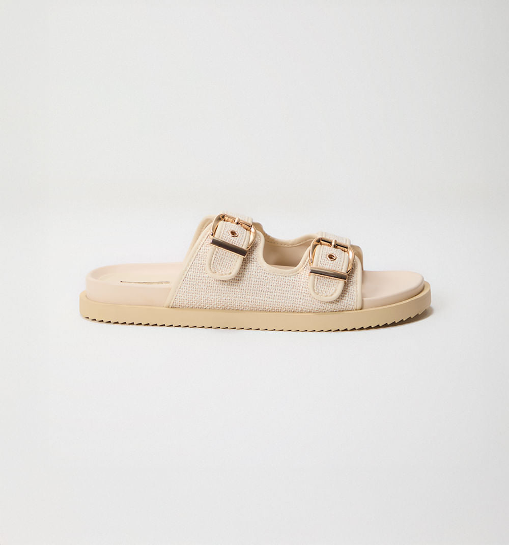 Sandalia Plana Con Hebillas Regulables