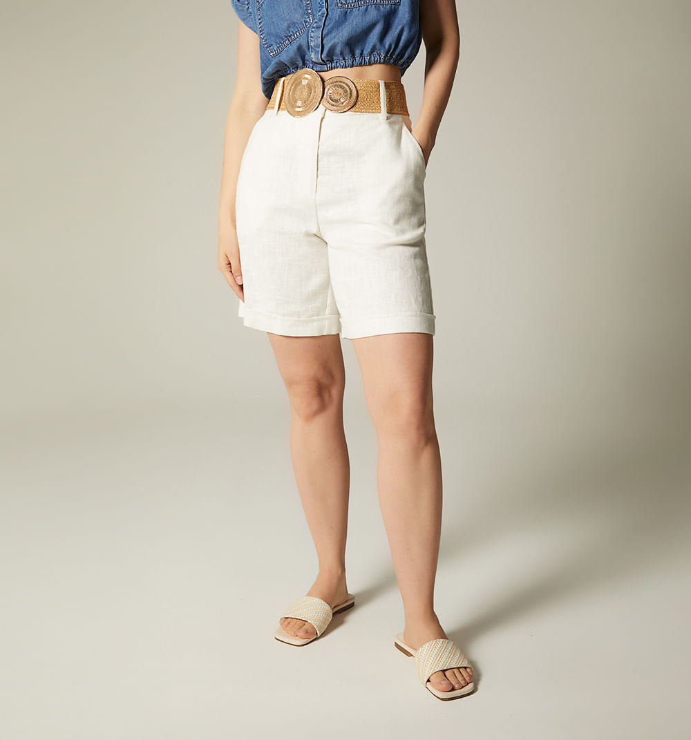 Short Tipo Bermuda Tiro Alto Con Correa