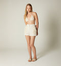 Short Con Bolsillos Crochet - Beige
