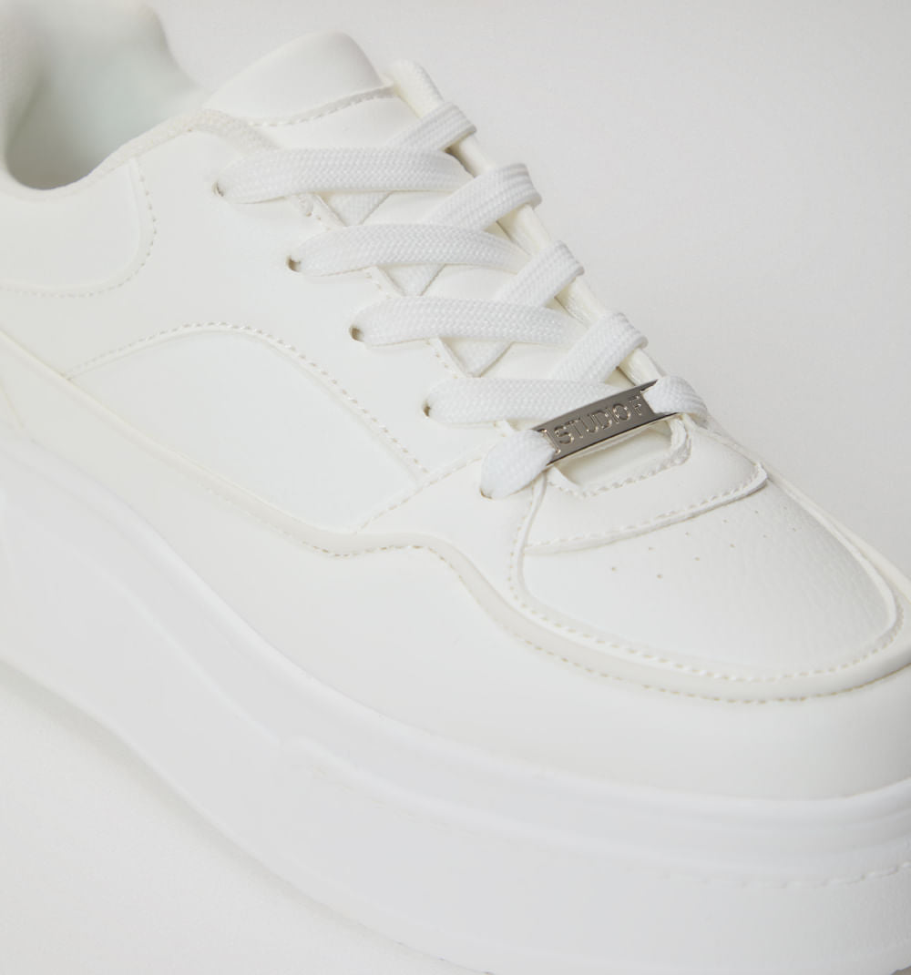 Tenis Basico Deportivo - Blanco