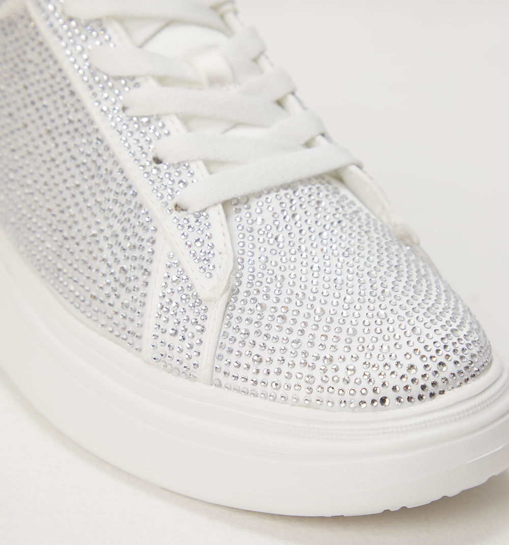 Tenis Con Cristales  En Tono Plata