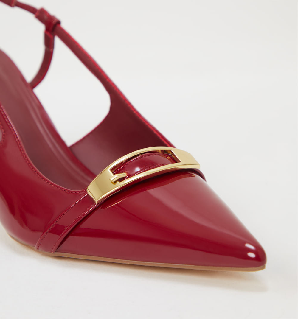 Zapato Cerrado Capellada Decorativa