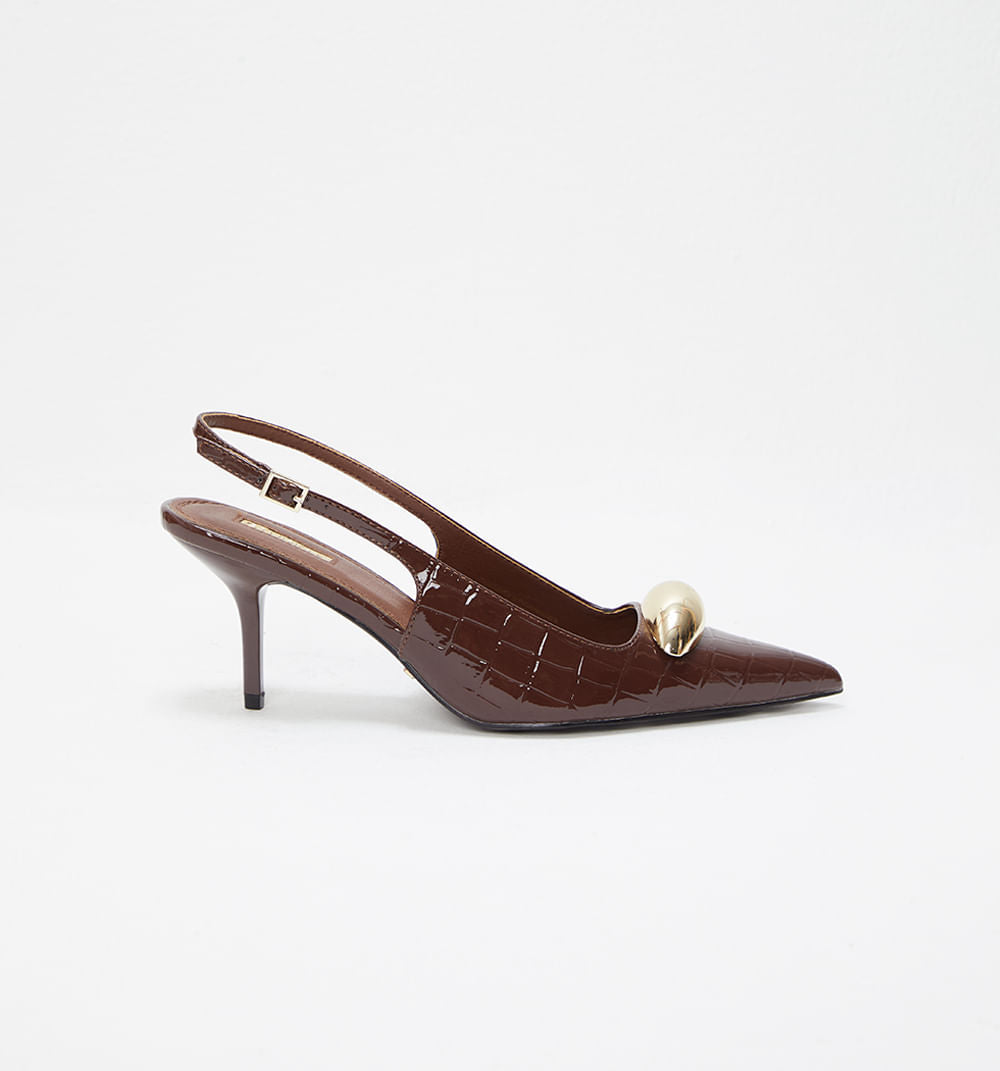 Zapato Cerrado Croco Con Aplique