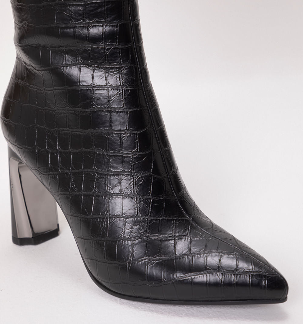 Bota Caña Alta Efecto Croco