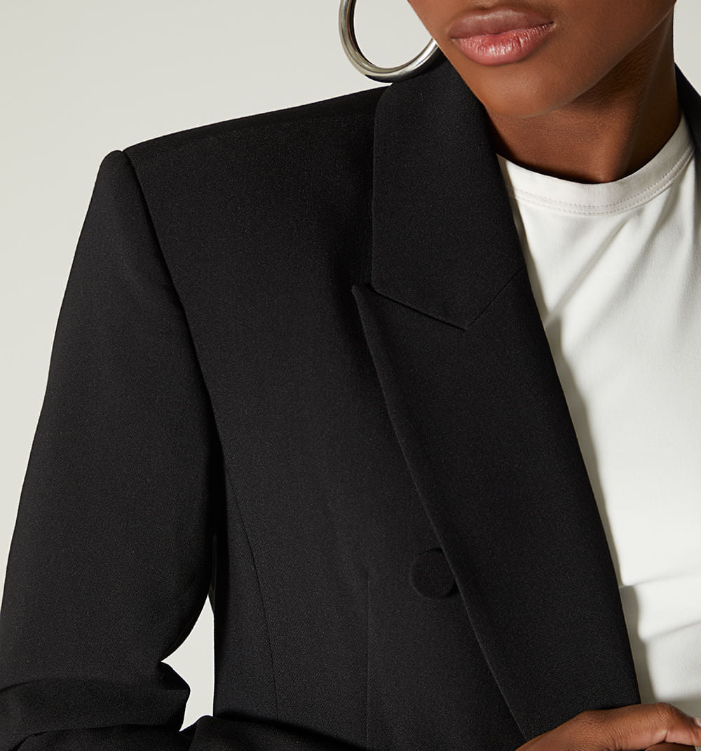 Blazer Seis Botones