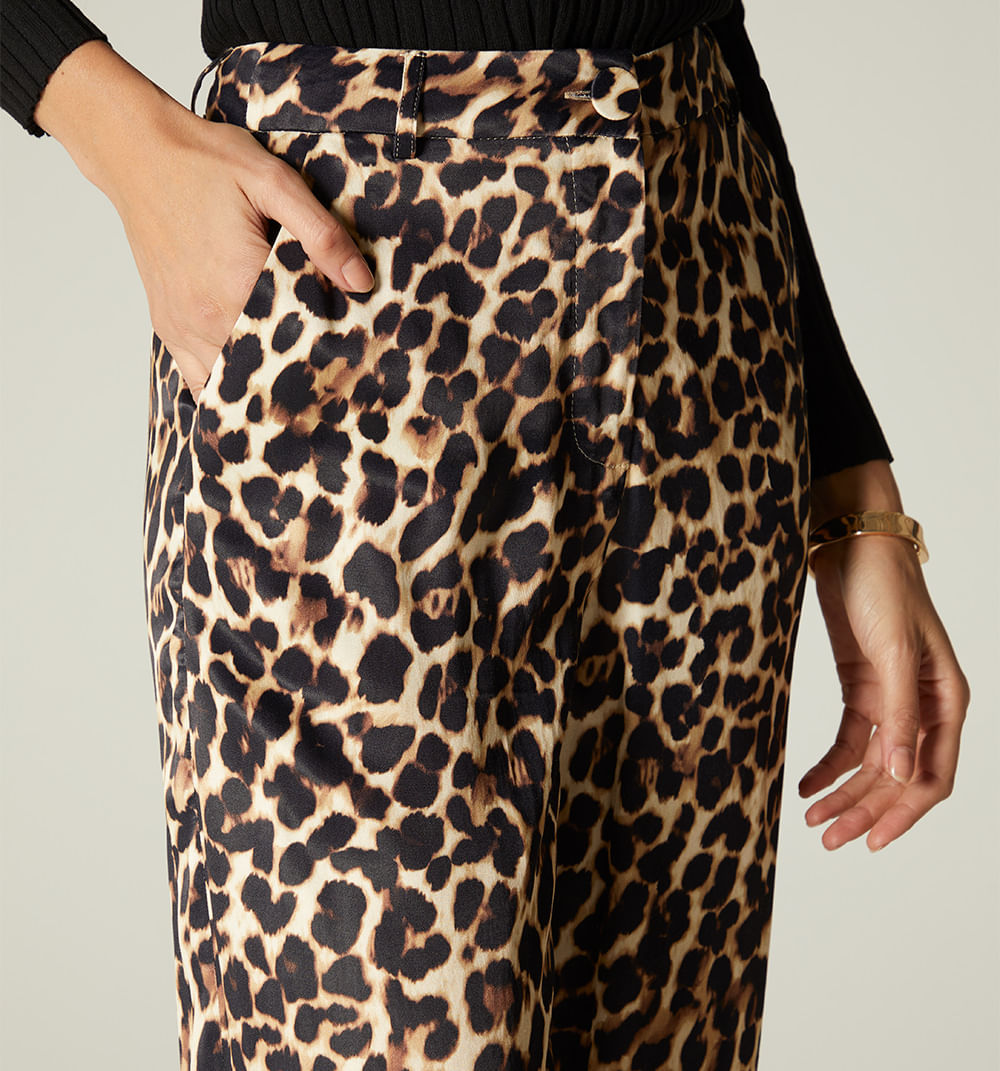 Pantalon Tiro Alto Con Bolsillos