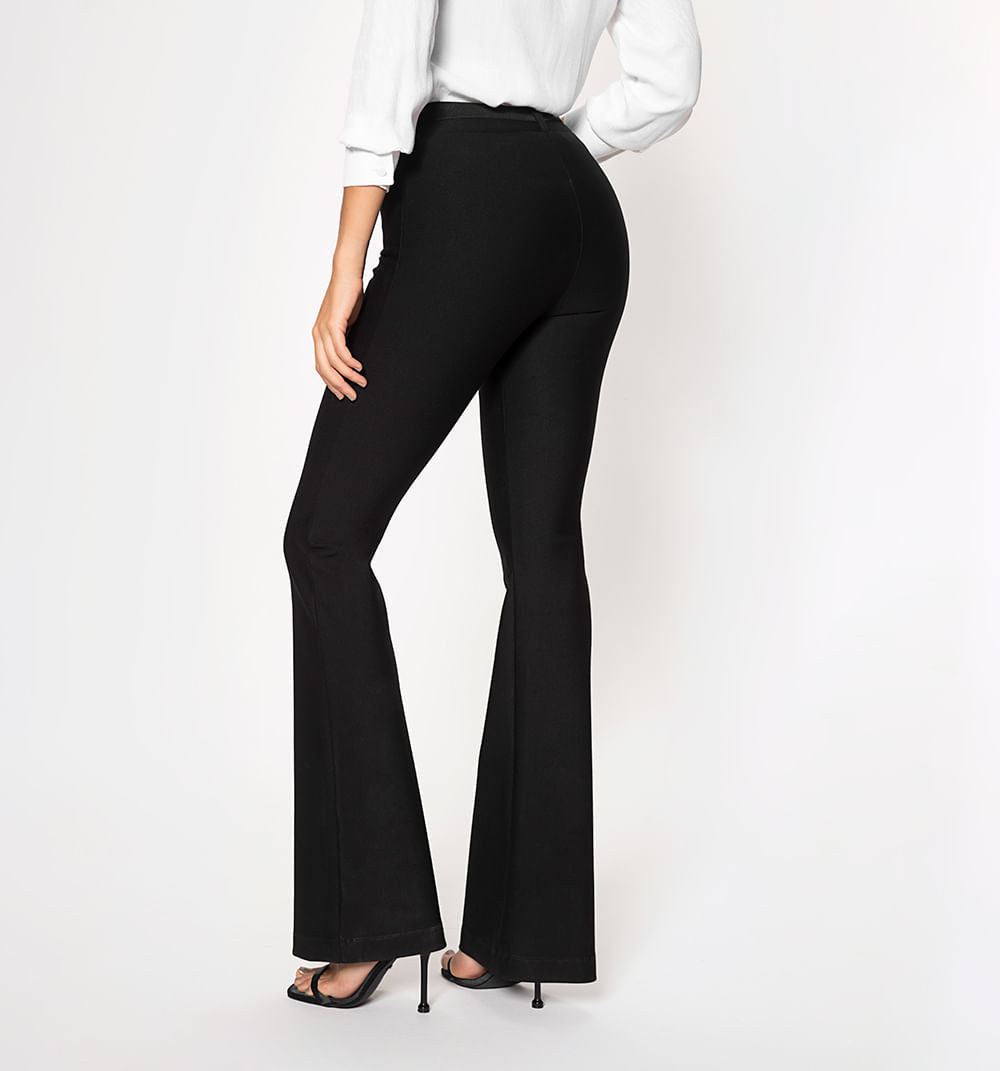 Leggins Tiro Alto Bota Semi Campana Con