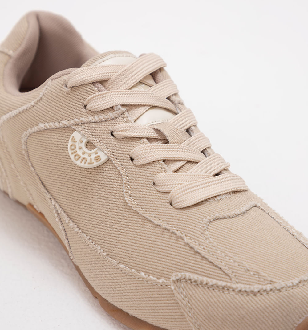 Tenis Capellada En Canvas Con Desgaste