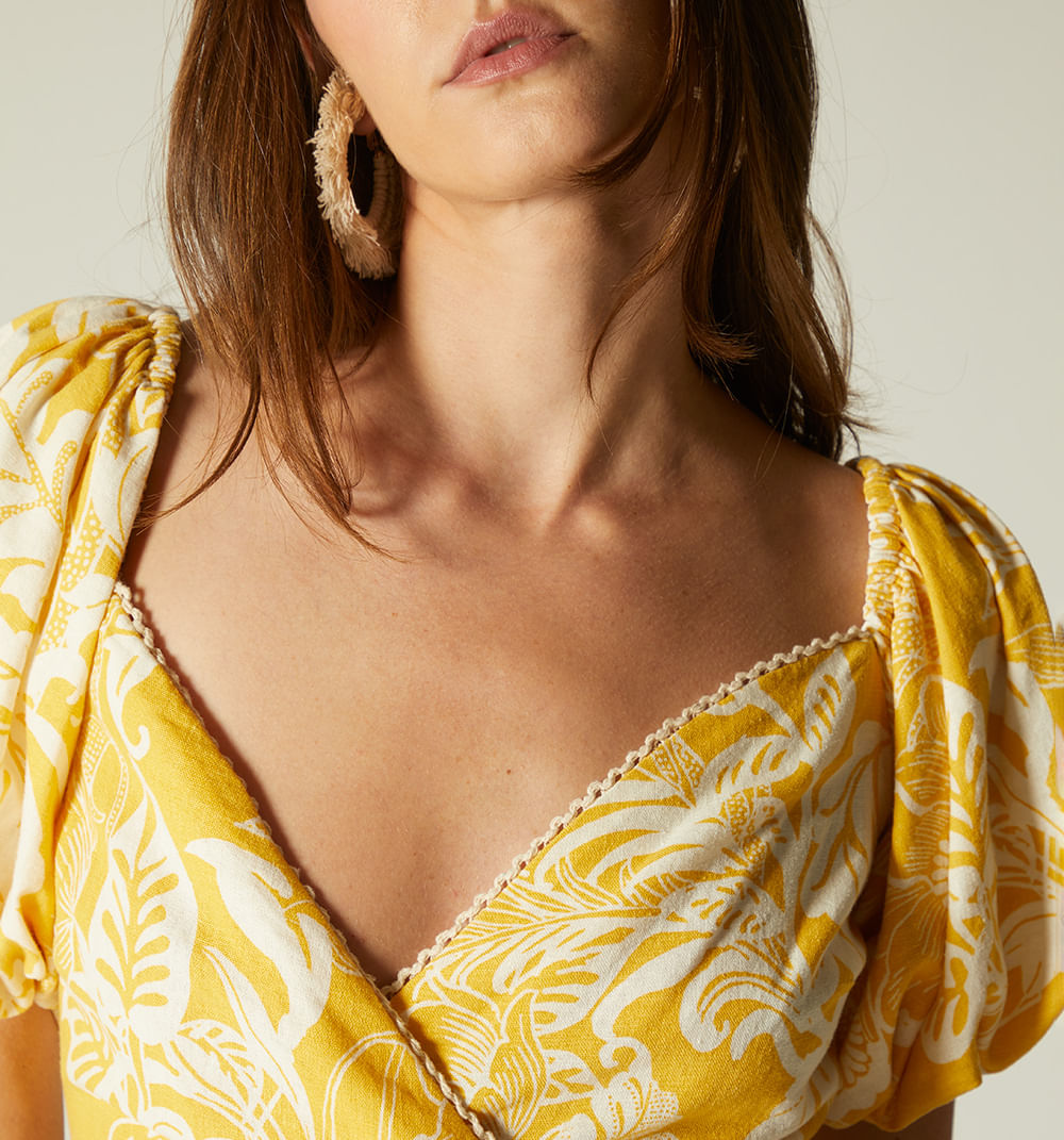 Vestido Tipo Wrap De Hombros Descuerbier