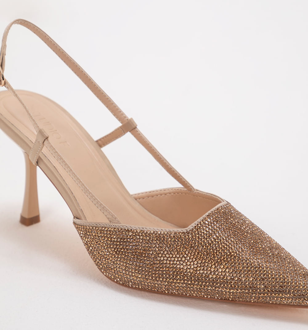 Zapato Cerrado Con Capellada Hotfix